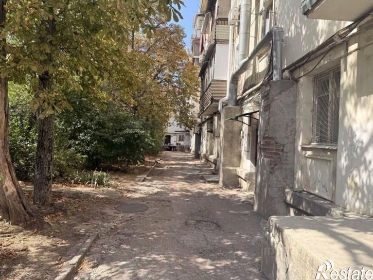 2-комн квартира г Севастополь, г Севастополь, ул Олега Кошевого