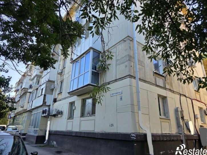 2-комн квартира г Севастополь, г Севастополь, ул Олега Кошевого