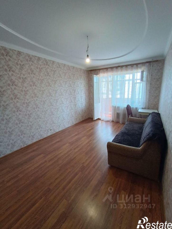 2-комн квартира 3-й микрорайон, 92,  д. 92