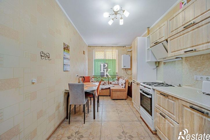 2-комн квартира ул Горпищенко, 143 7,  д. 143 7,  к. 7