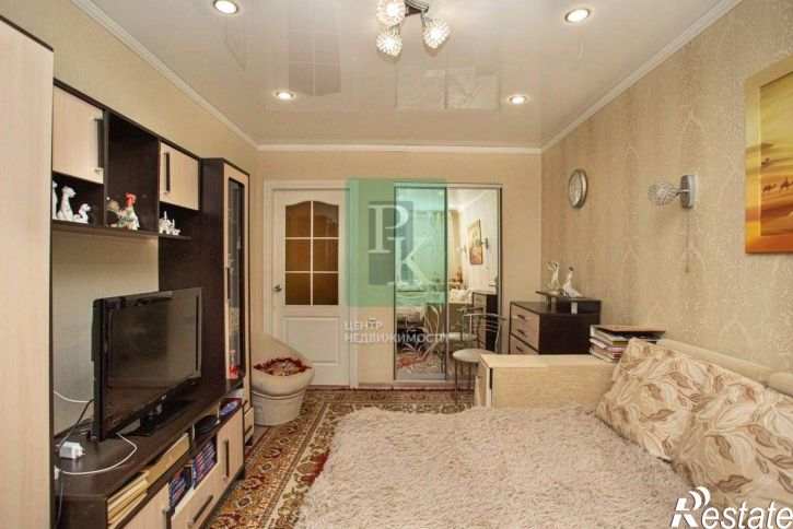 3-комн квартира ул Генерала Лебедя, 18,  д. 18