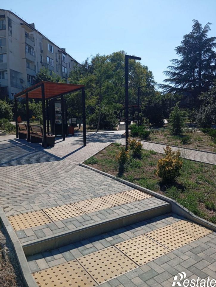 3-комн квартира улица Маршала Геловани, 2,  д. 2