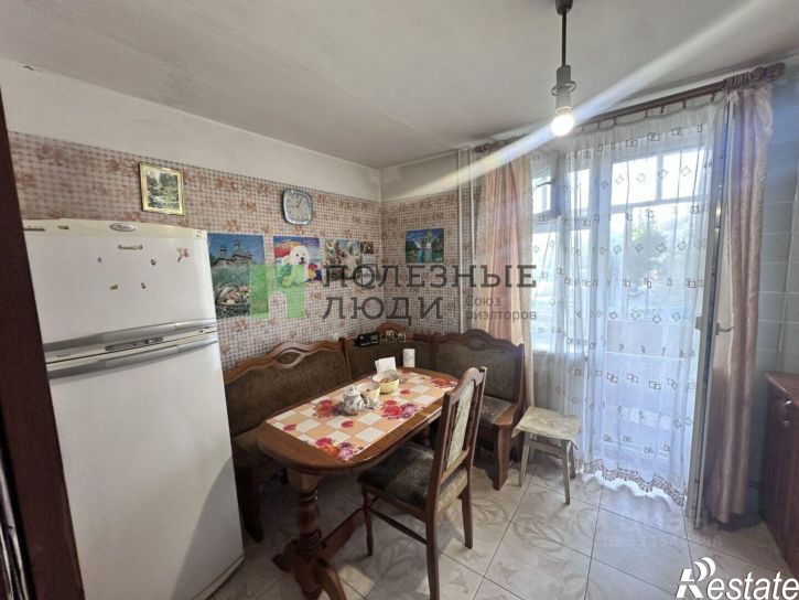 3-комн квартира Менжинского улица, 8,  д. 8