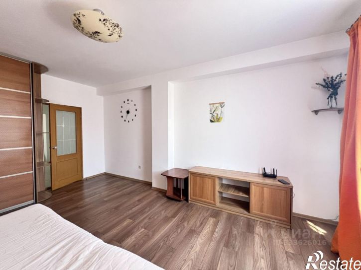 1-комн квартира Античный проспект, 18,  д. 18
