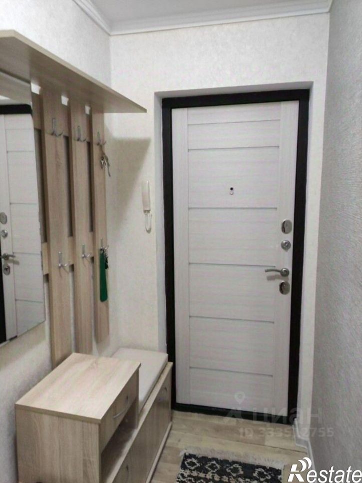 2-комн квартира Авиаторов улица, 17,  д. 17