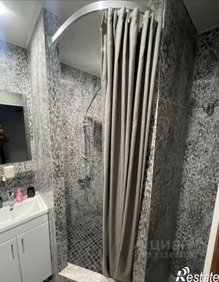 3-комн квартира Санаторная улица, 15,  д. 15