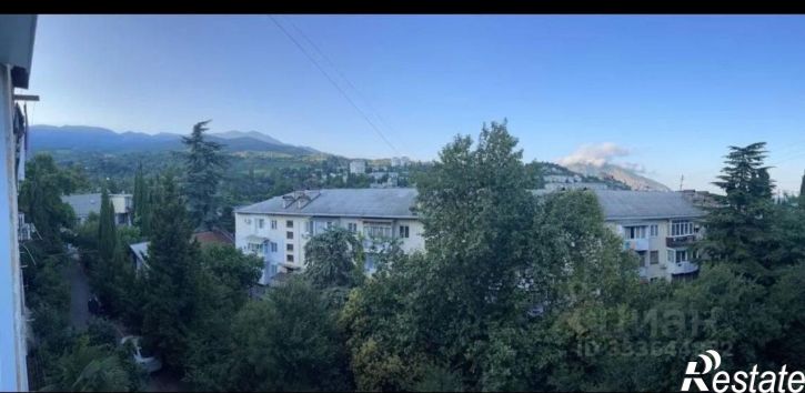 3-комн квартира Санаторная улица, 15,  д. 15