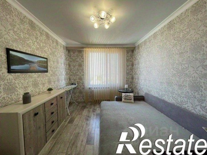 2-комн квартира улица Горпищенко, 100,  д. 100