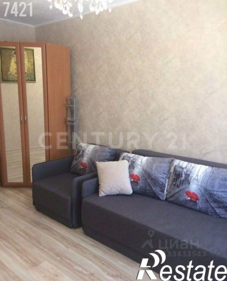 2-комн квартира улица Меньшикова, 21,  д. 21