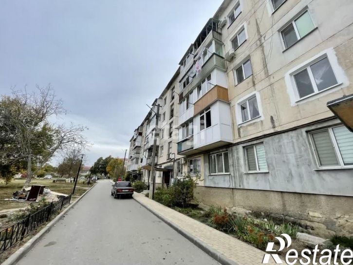 3-комн квартира Октябрьская улица, 2,  д. 2