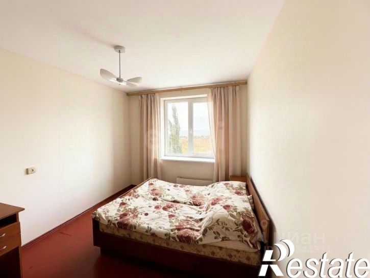 3-комн квартира 1-й микрорайон, 34,  д. 34