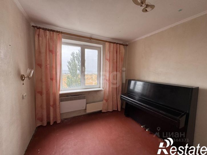 3-комн квартира 1-й микрорайон, 34,  д. 34