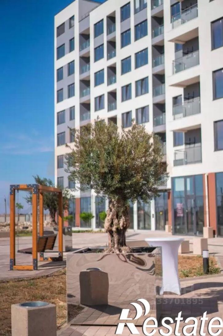 3-комн квартира Лазурная улица, 1 к6,  д. 1 к6