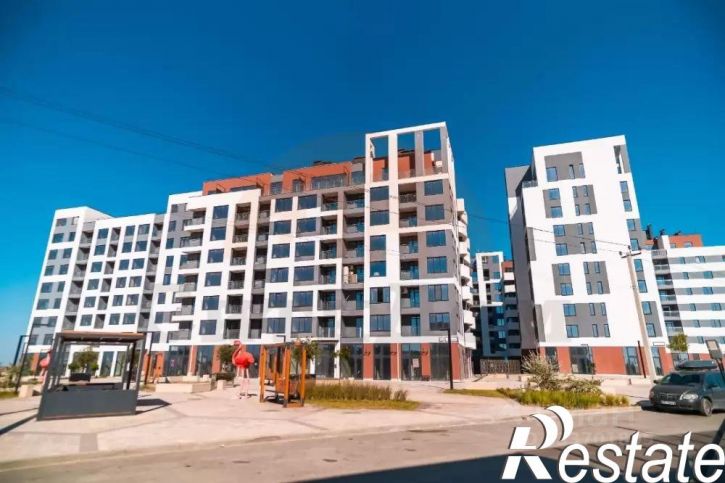 3-комн квартира Лазурная улица, 1 к6,  д. 1 к6