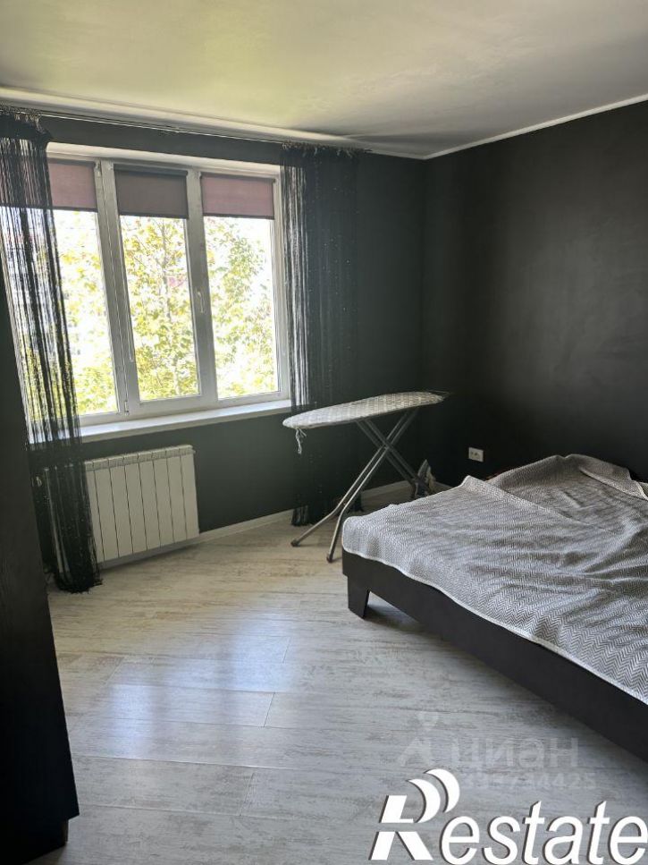 1-комн квартира улица Астана Кесаева, 10,  д. 10