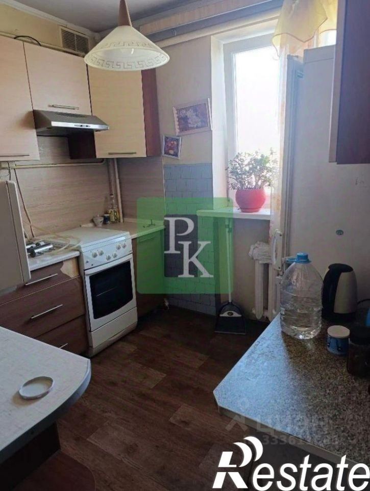 3-комн квартира улица Академика Крылова, 9,  д. 9