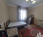 комната 50 кв м улица Будищева, 54
