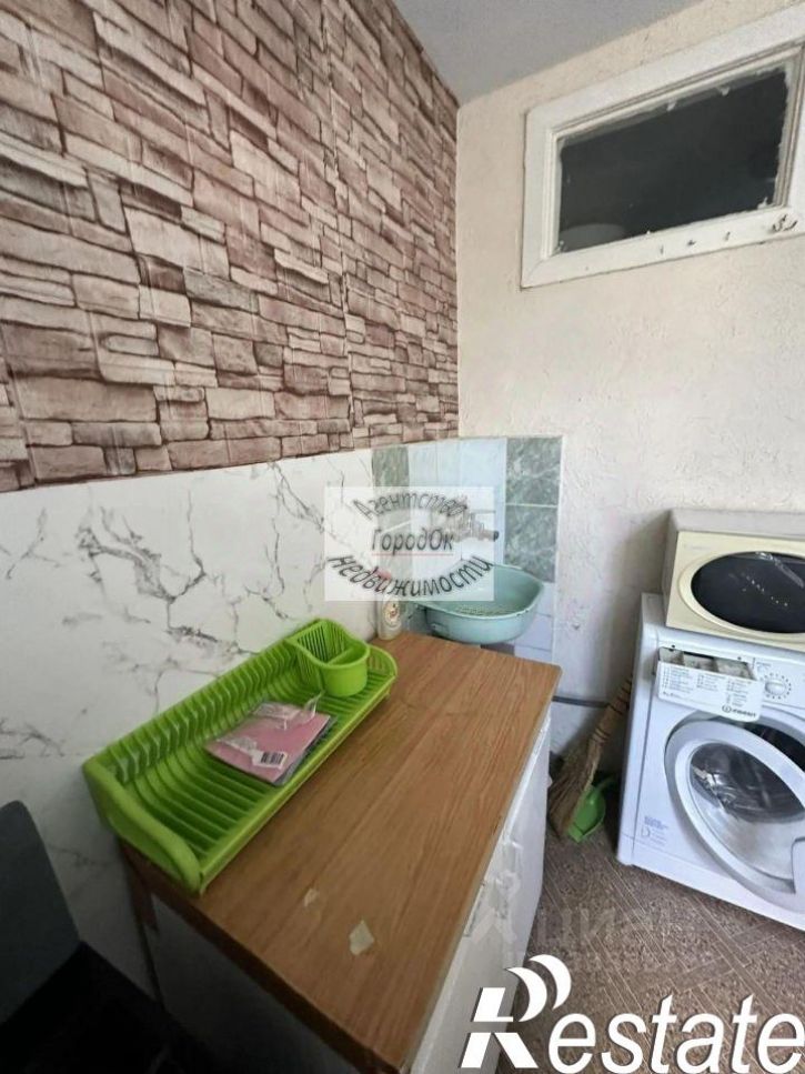 1-комн квартира Строительная улица, 16,  д. 16