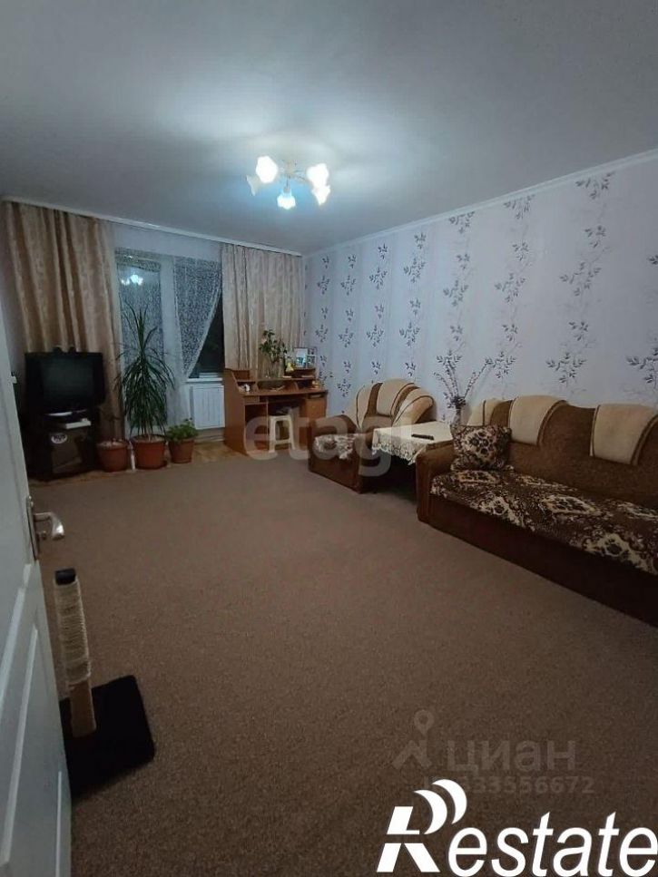 3-комн квартира Авиационная улица, 1,  д. 1