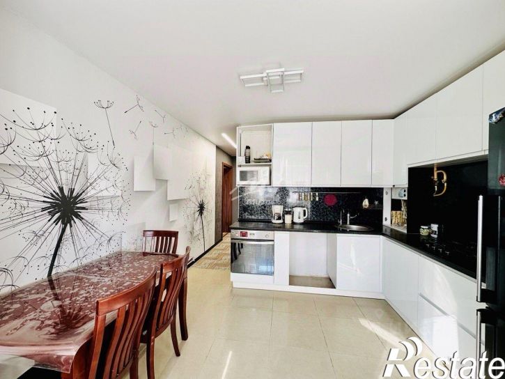 3-комн квартира улица Вакуленчука, 26,  д. 26