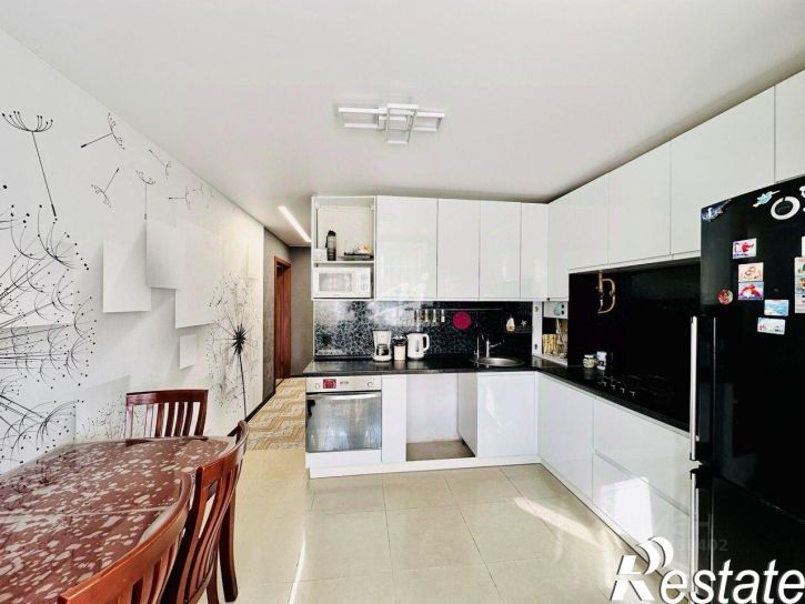 3-комн квартира улица Вакуленчука, 26,  д. 26