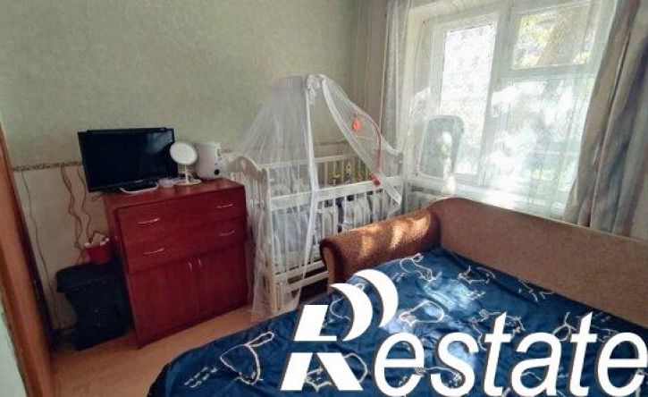 3-комн квартира улица Первушина, 12,  д. 12