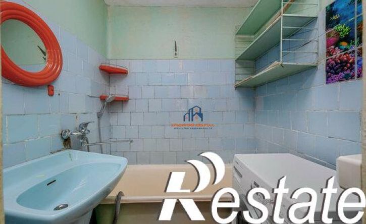 2-комн квартира проспект Октябрьской Революции, 56Б,  д. 56Б