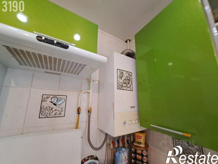 1-комн квартира улица Комбрига Потапова, 37 к3,  д. 37 к3