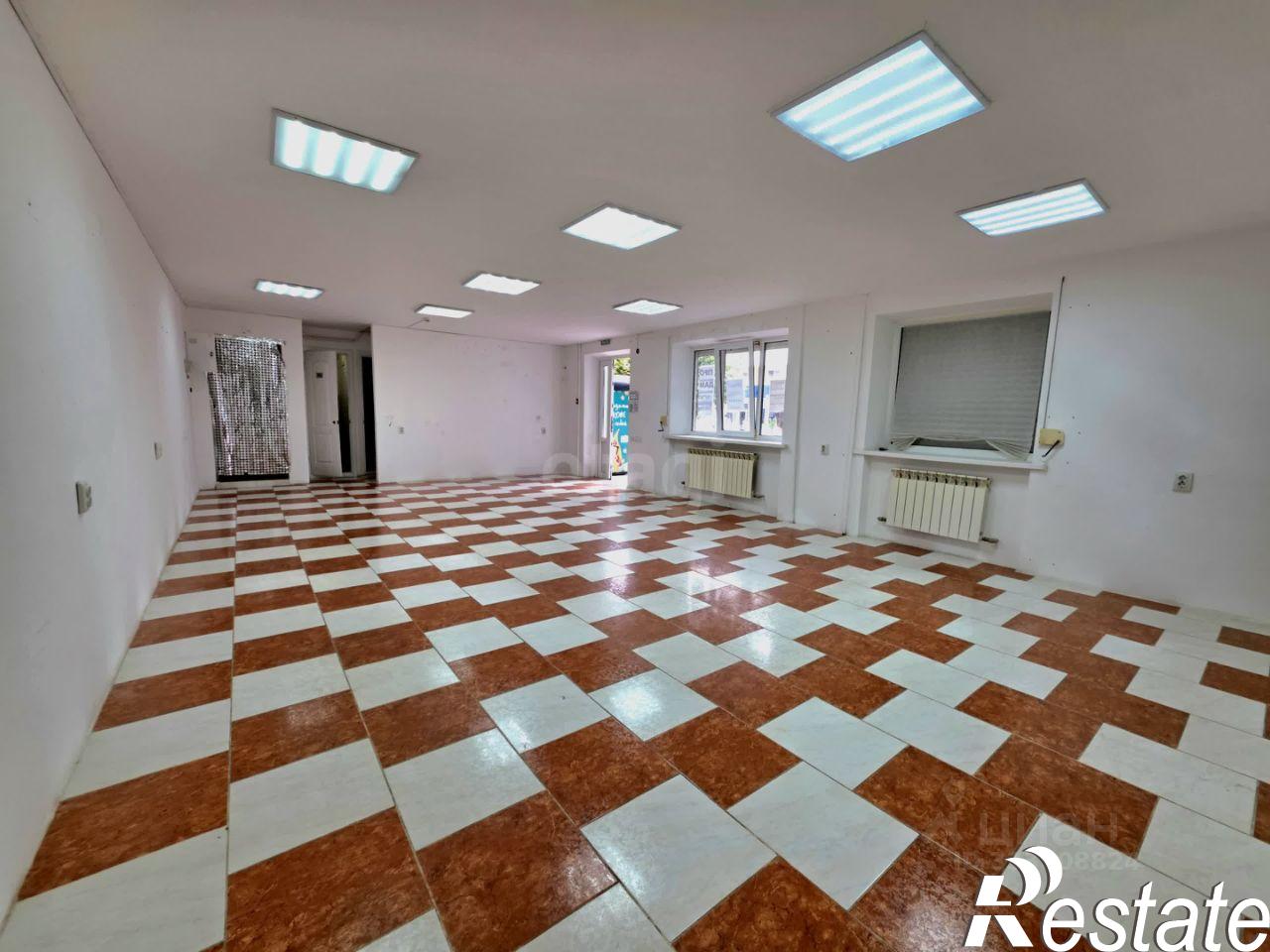 Купить торговое помещение за 12 879 300 рублей на улица Кузнецова, 14