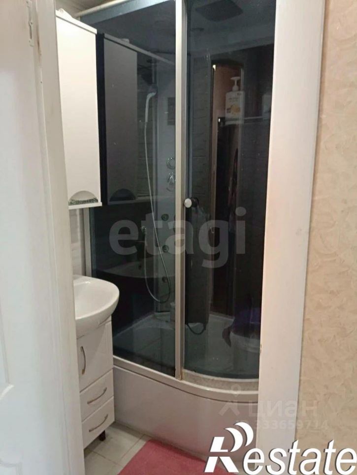 2-комн квартира 1-й микрорайон, 31,  д. 31