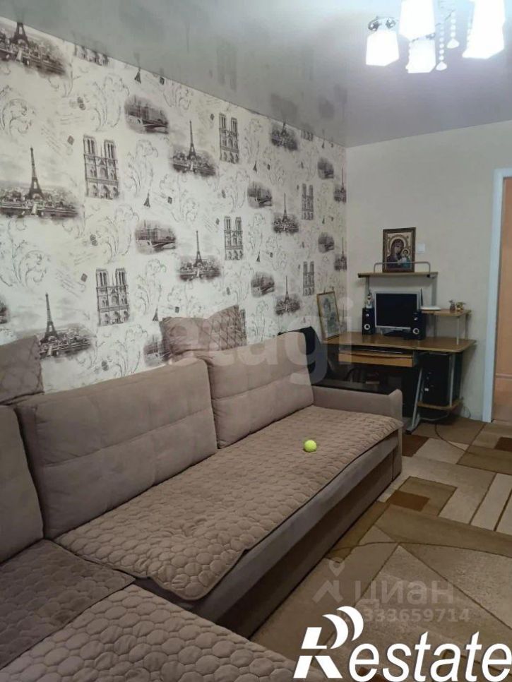 2-комн квартира 1-й микрорайон, 31,  д. 31