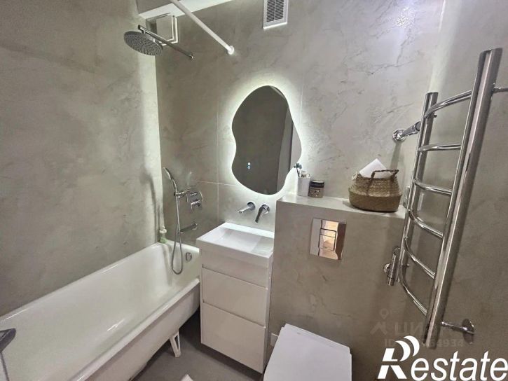 2-комн квартира проспект Генерала Острякова, 60,  д. 60