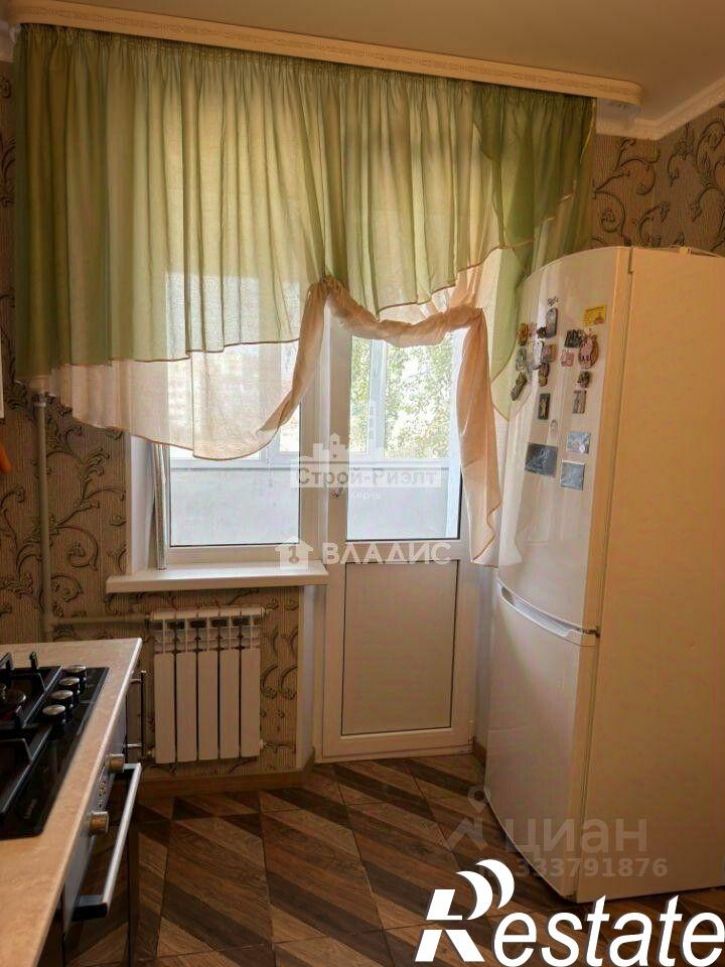 3-комн квартира улица Блюхера, 15,  д. 15