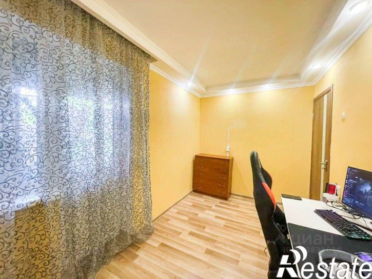 2-комн квартира Алупкинское шоссе, 34,  д. 34