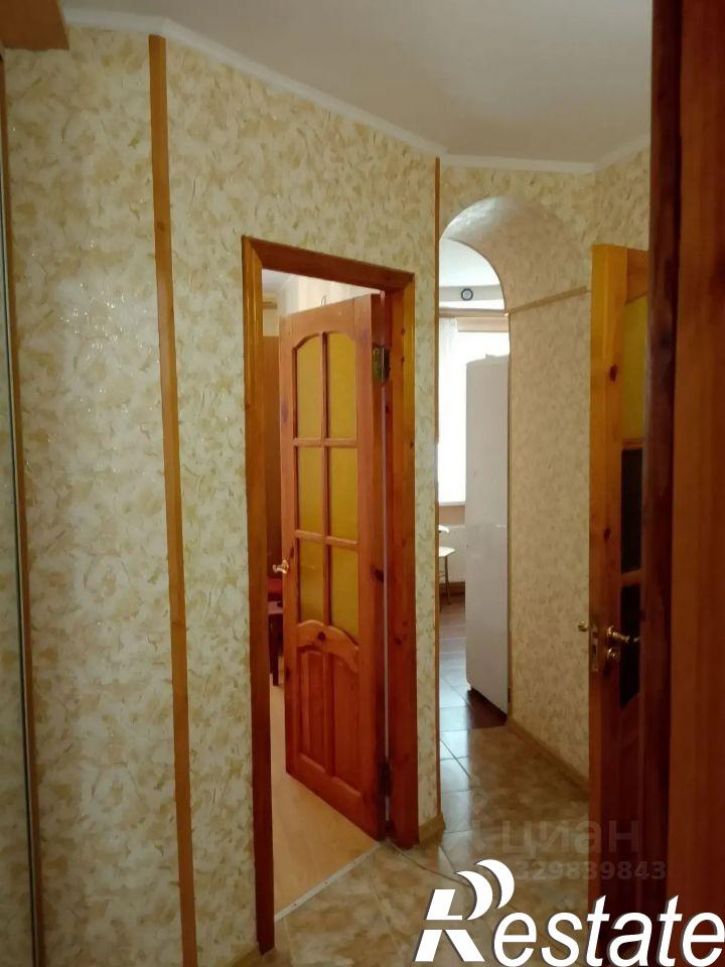2-комн квартира 1-й микрорайон, 8/9,  д. 8/9