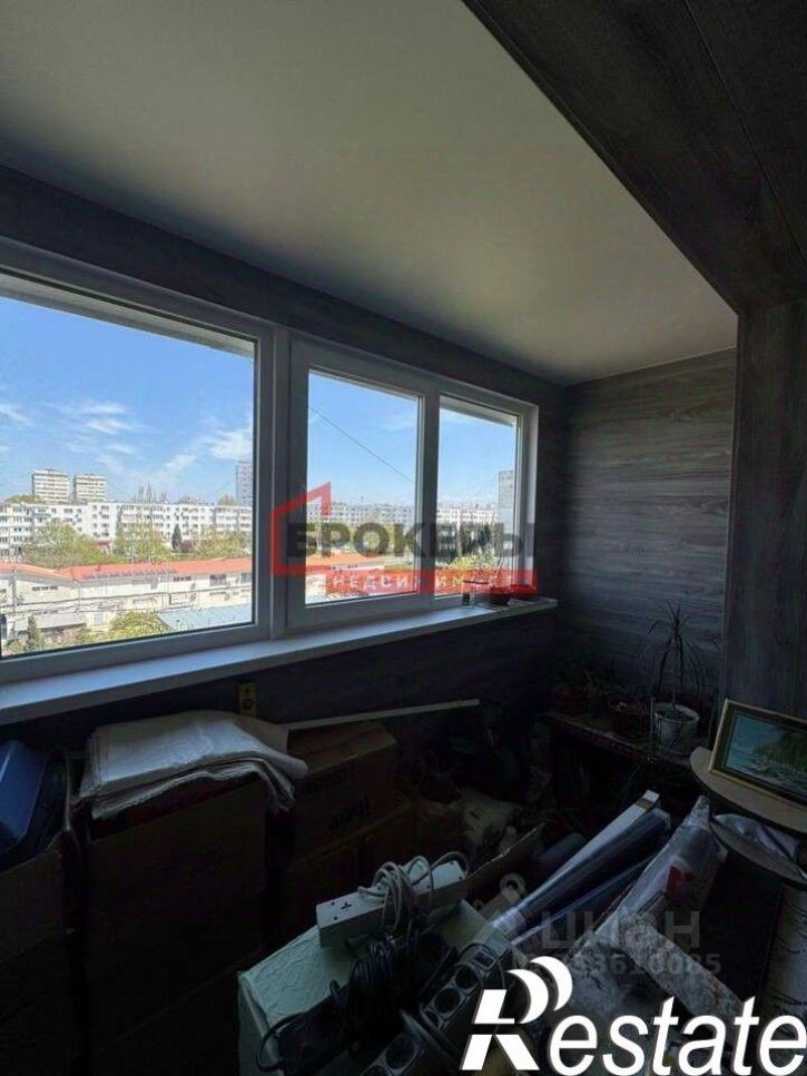 2-комн квартира проспект Октябрьской Революции, 32,  д. 32