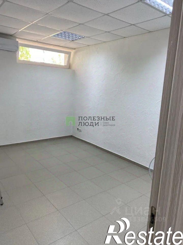 Купить торговое помещение за 11 477 400 рублей на Античный проспект, 52