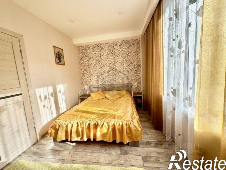 2-комн квартира улица 1-го Мая, 1,  д. 1