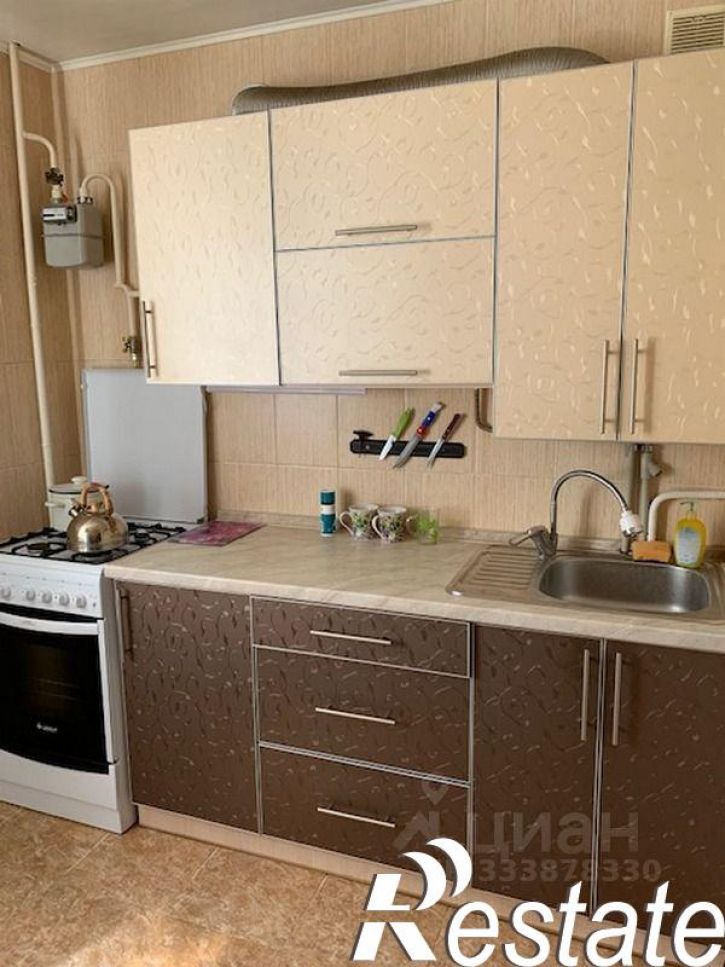 2-комн квартира Коммунистическая улица, 15,  д. 15