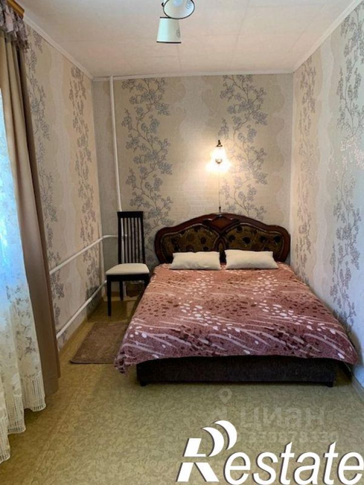 2-комн квартира Коммунистическая улица, 15,  д. 15