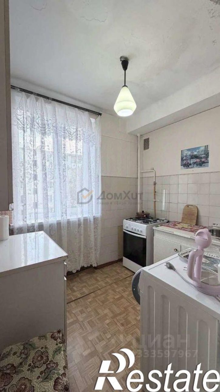 2-комн квартира улица Маршала Геловани, 10,  д. 10