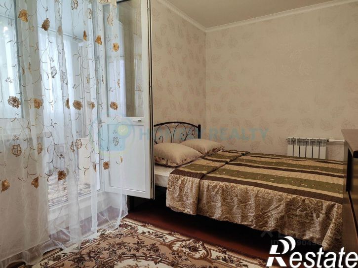 3-комн квартира улица Глухова, 3,  д. 3