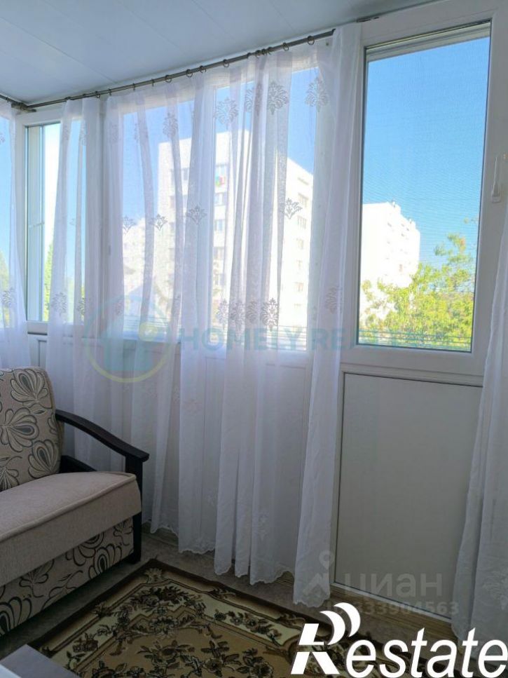 3-комн квартира улица Глухова, 3,  д. 3