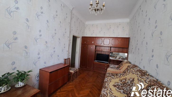 2-комн квартира проспект Нахимова, 12,  д. 12