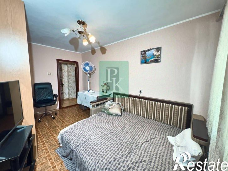 3-комн квартира улица Адмирала Юмашева, 3,  д. 3