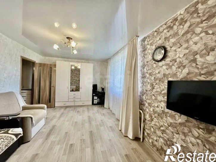 1-комн квартира Строительная улица, 19,  д. 19