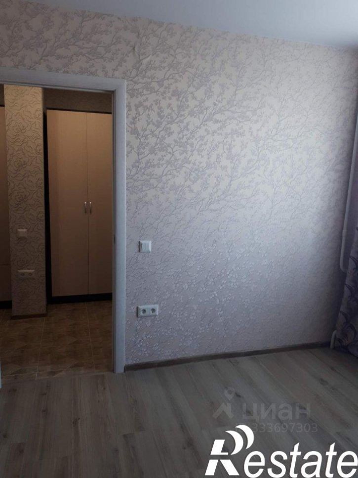 1-комн квартира улица Генерала Мельника, 1,  д. 1