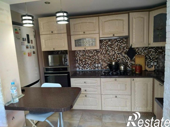 2-комн квартира улица Частника, 58,  д. 58