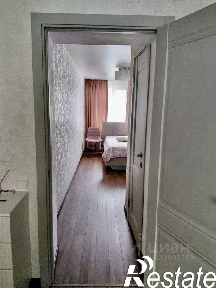 2-комн квартира улица Космонавтов, 5,  д. 5
