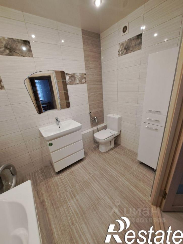3-комн квартира улица Колобова, 34/1,  д. 34/1